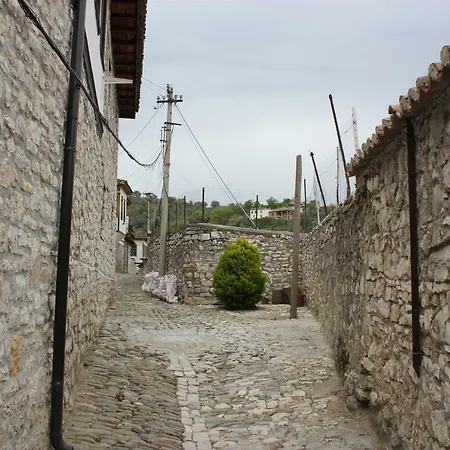 Arjan Berat