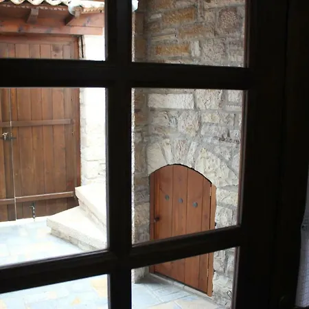 Arjan Guest house